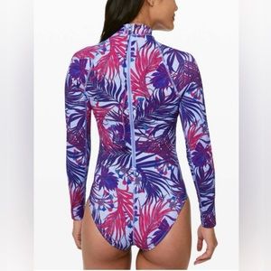 LULULEMON WILL THE WAVE LONG SLEEVE
ONE PIECE